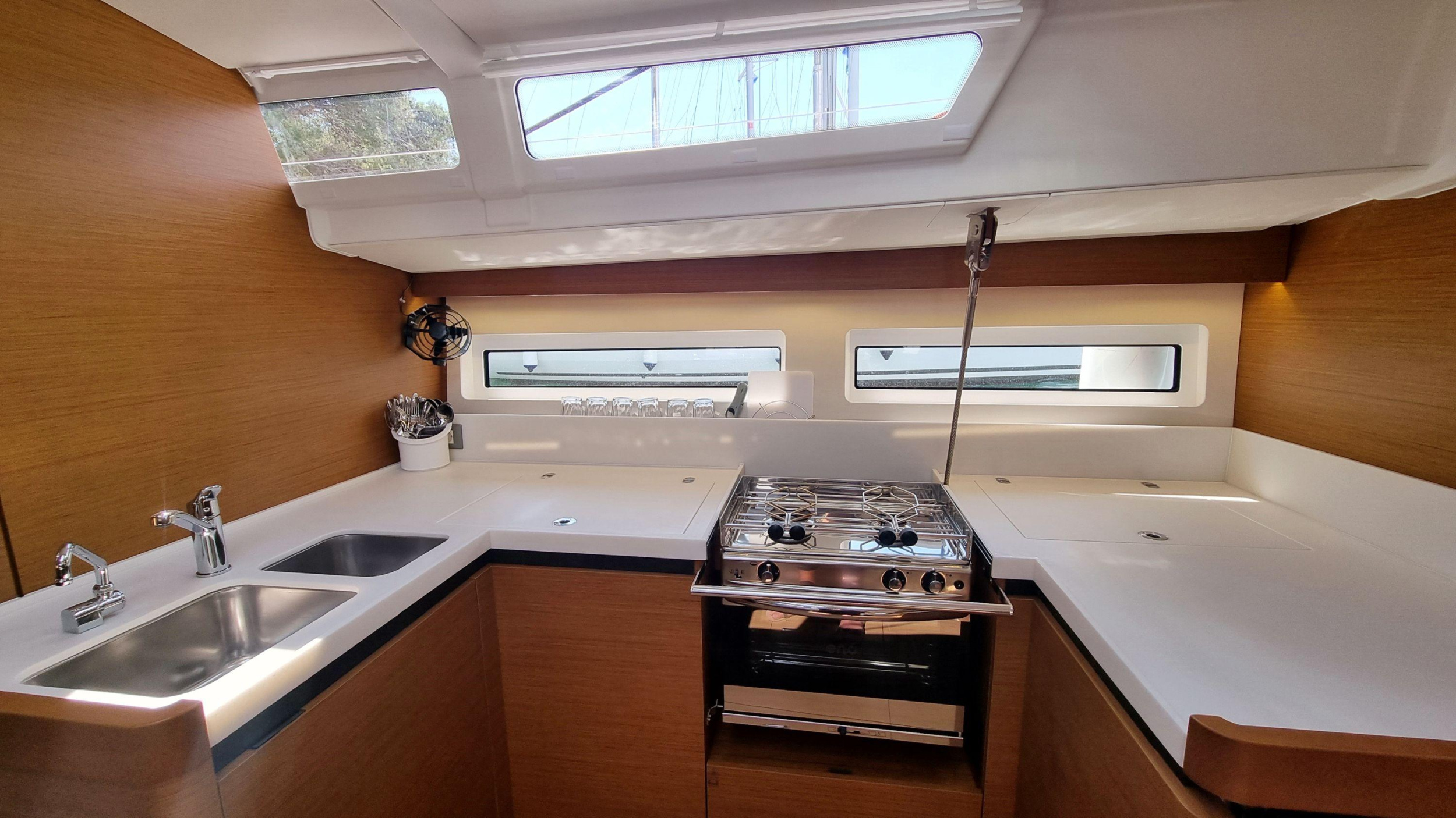 Sun Odyssey 490 - 5 + 1 cab. — photo 20