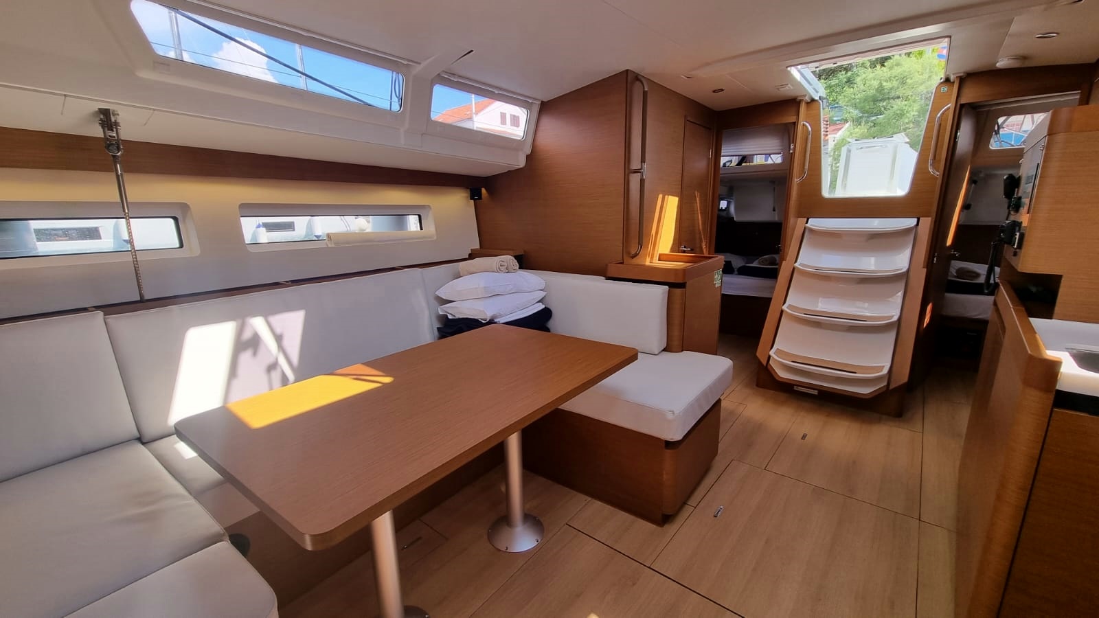 Sun Odyssey 490 - 5 + 1 cab. — photo 34