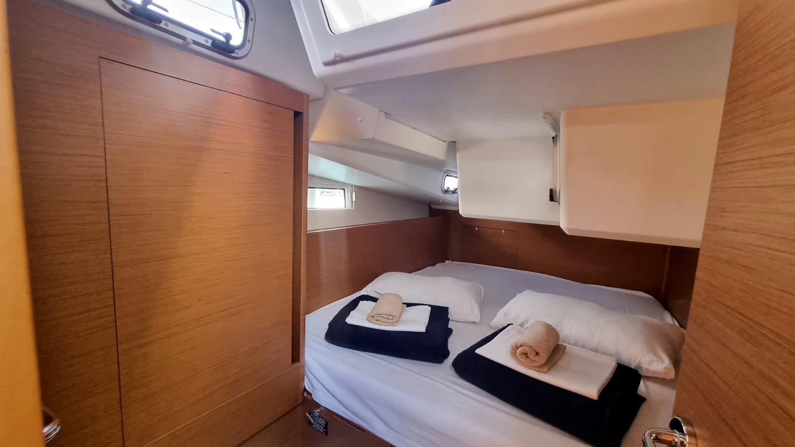 Sun Odyssey 490 - 5 + 1 cab. — photo 40