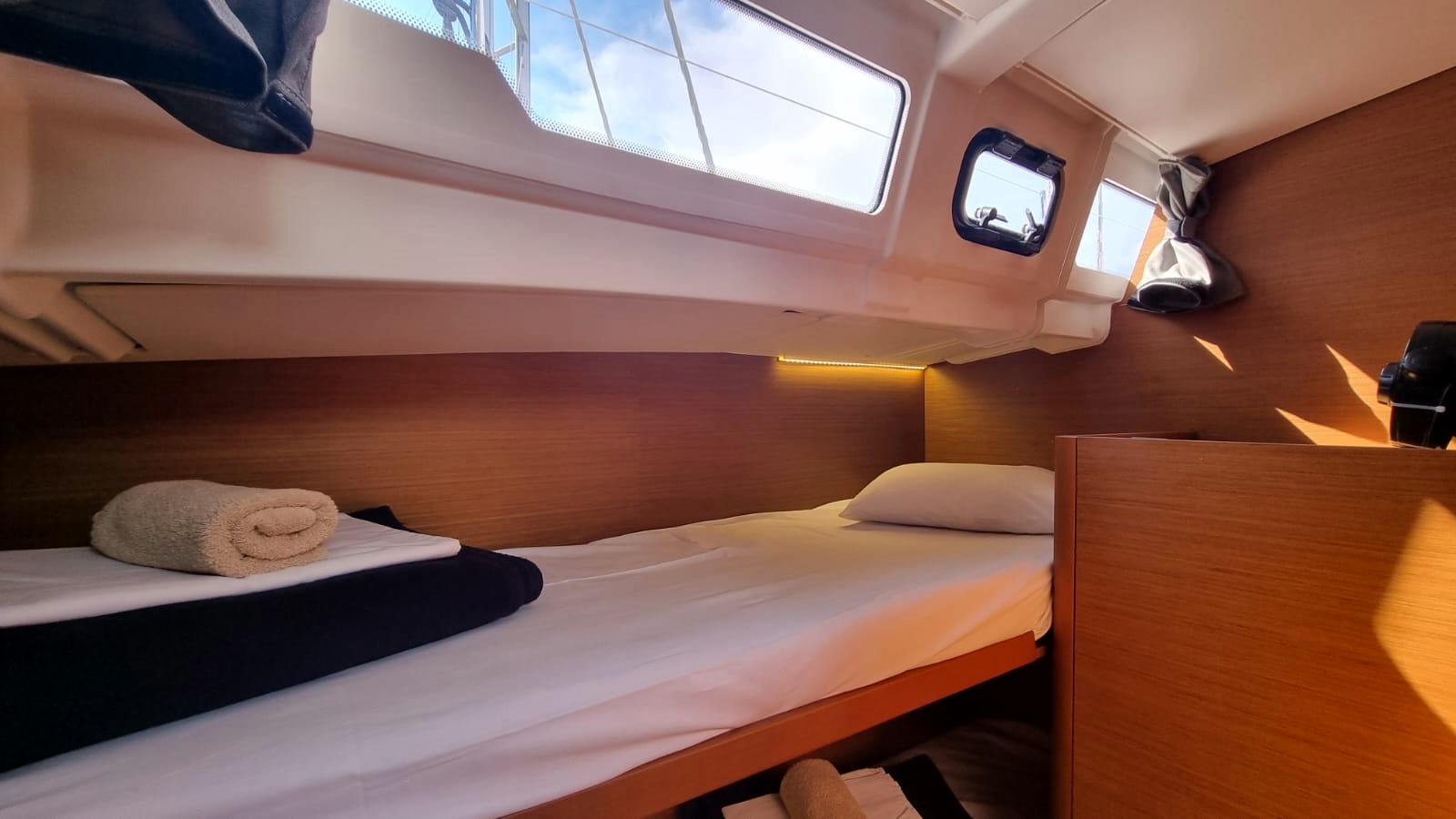 Sun Odyssey 490 - 5 + 1 cab. — photo 45