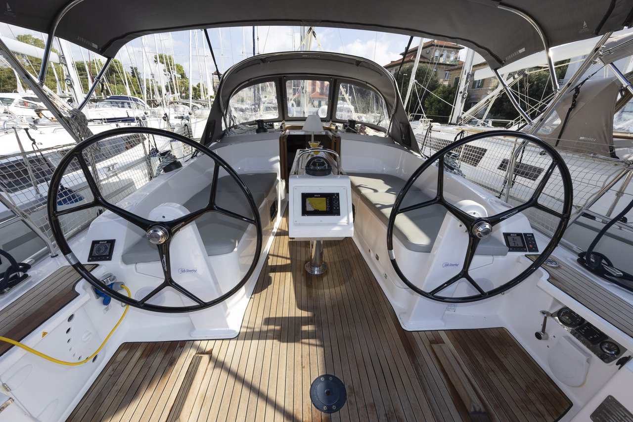Bavaria Cruiser 37 Style — photo 11