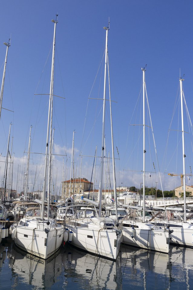 Bavaria Cruiser 37 Style — photo 17