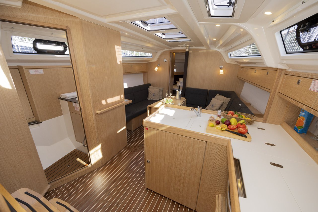 Bavaria Cruiser 37 Style — photo 34