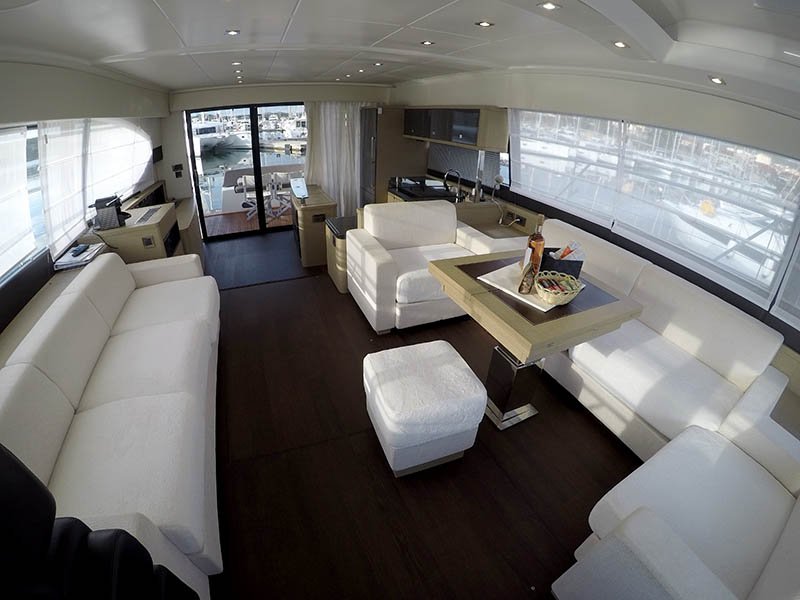 Prestige 620 S — photo 25