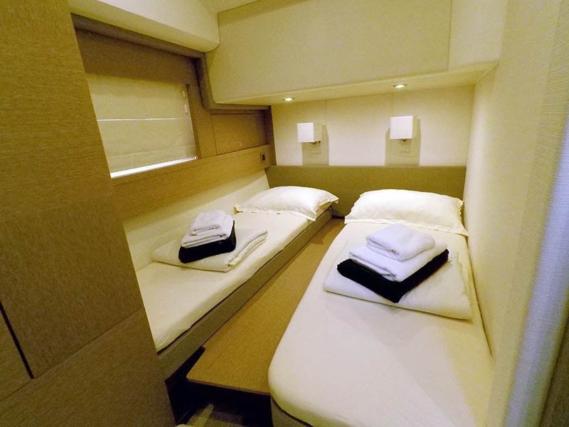 Prestige 620 S — photo 31
