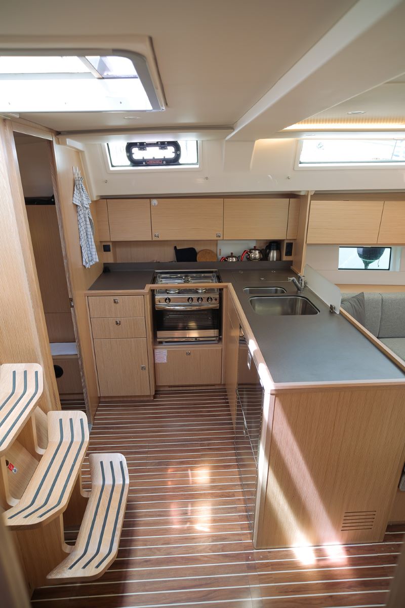 Bavaria C45 Style - 3 cab. — photo 13
