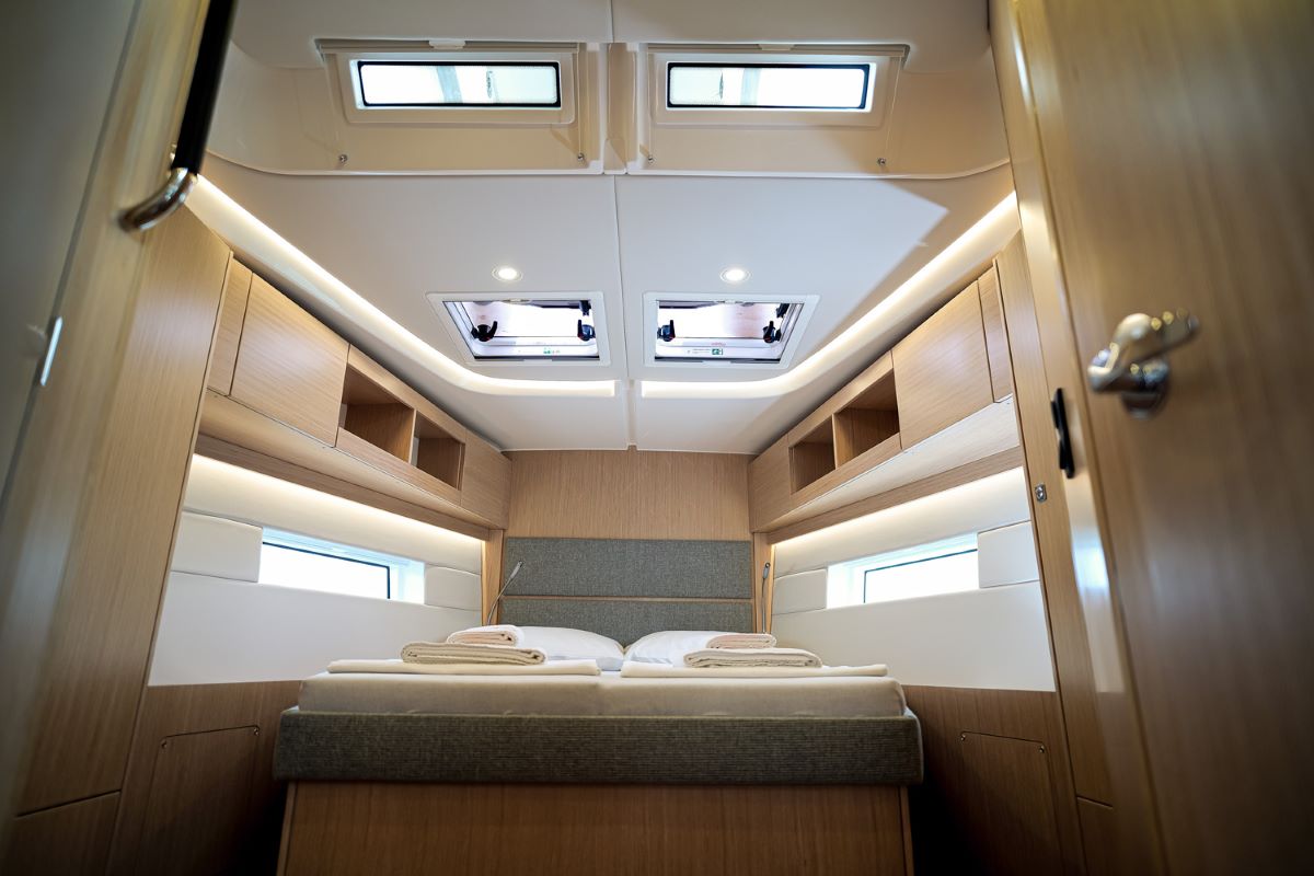 Bavaria C45 Style - 3 cab. — photo 17
