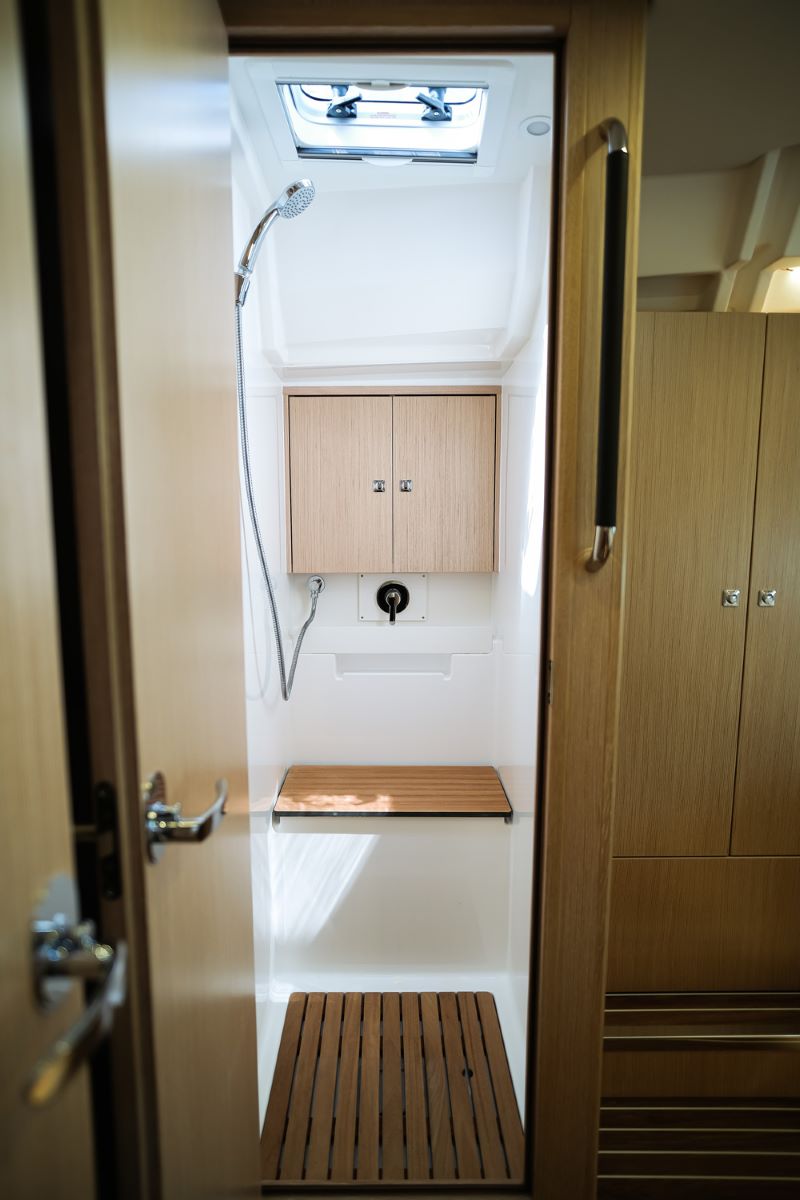 Bavaria C45 Style - 3 cab. — photo 21
