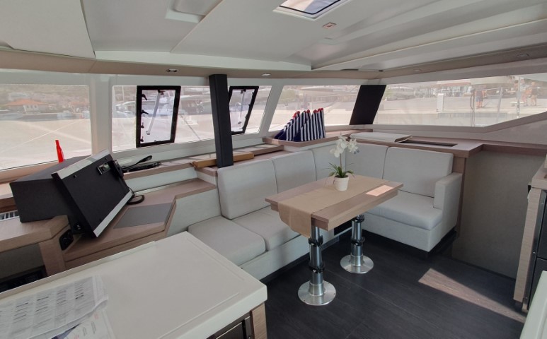 Fountaine Pajot Astrea 42 - 4 + 1 cab. — photo 13