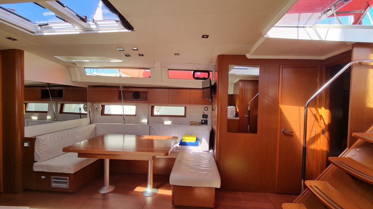 Oceanis 51.1 - 5 + 1 cab. — photo 19