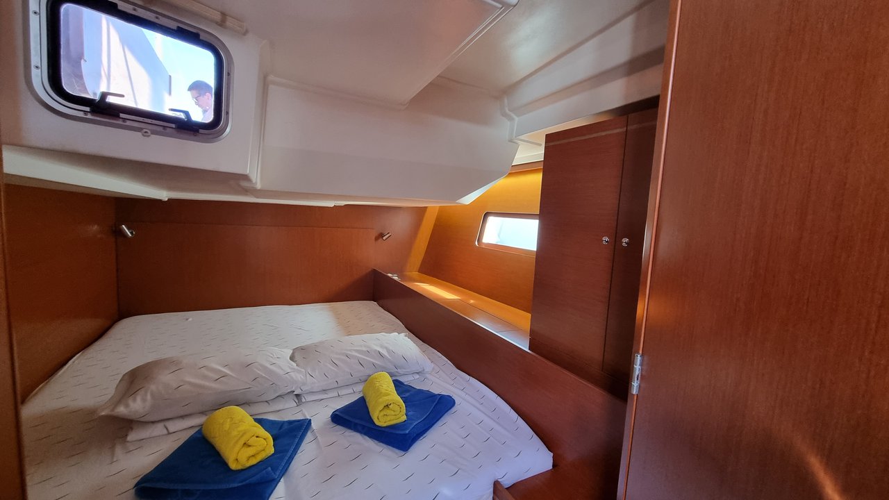 Oceanis 51.1 - 5 + 1 cab. — photo 21