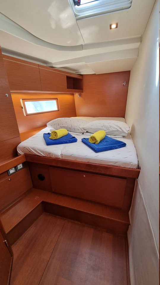 Oceanis 51.1 - 5 + 1 cab. — photo 25