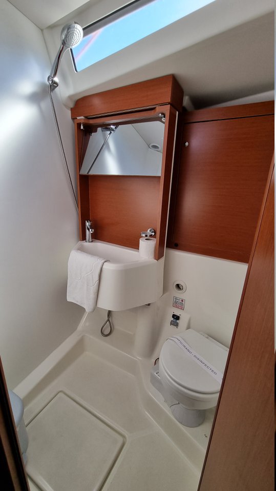 Oceanis 51.1 - 5 + 1 cab. — photo 27