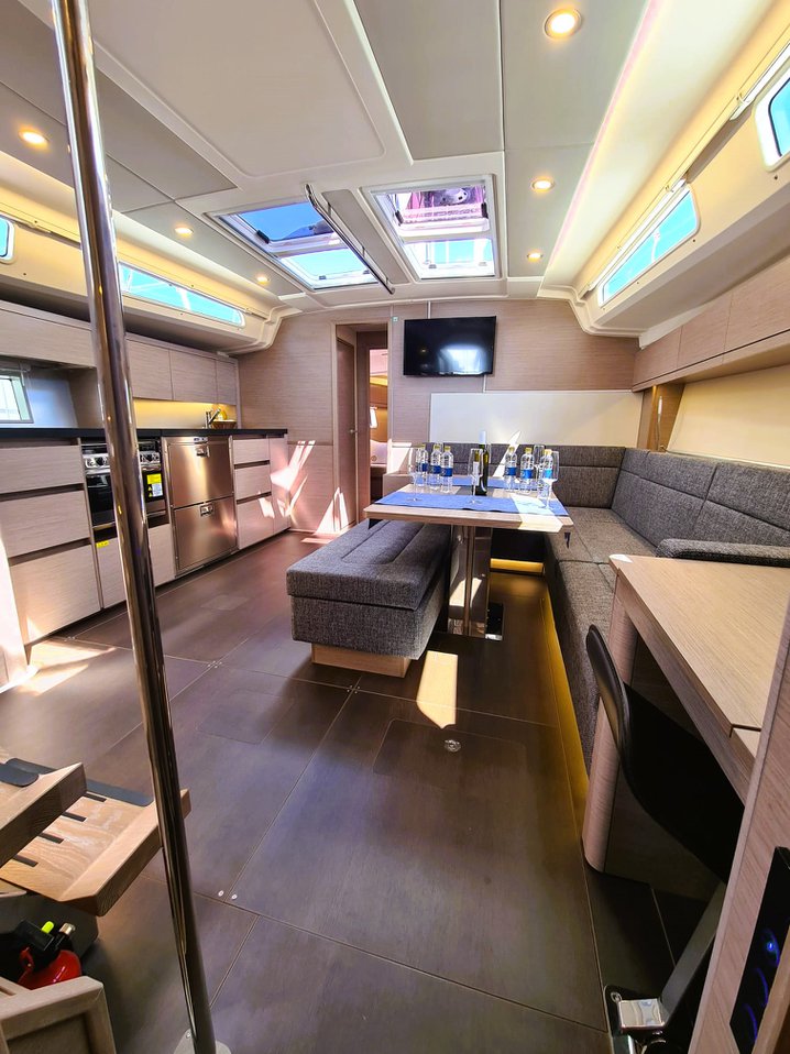 Hanse 508 - 5 + 1 cab. — photo 13
