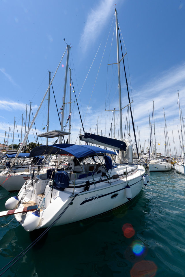 Bavaria 39 Cruiser — photo 1