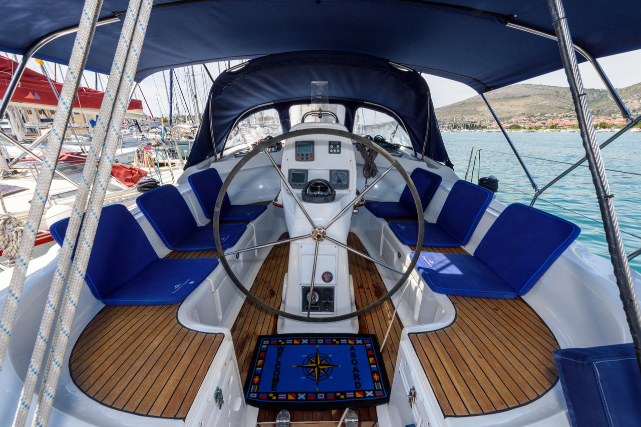 Bavaria 39 Cruiser — photo 5