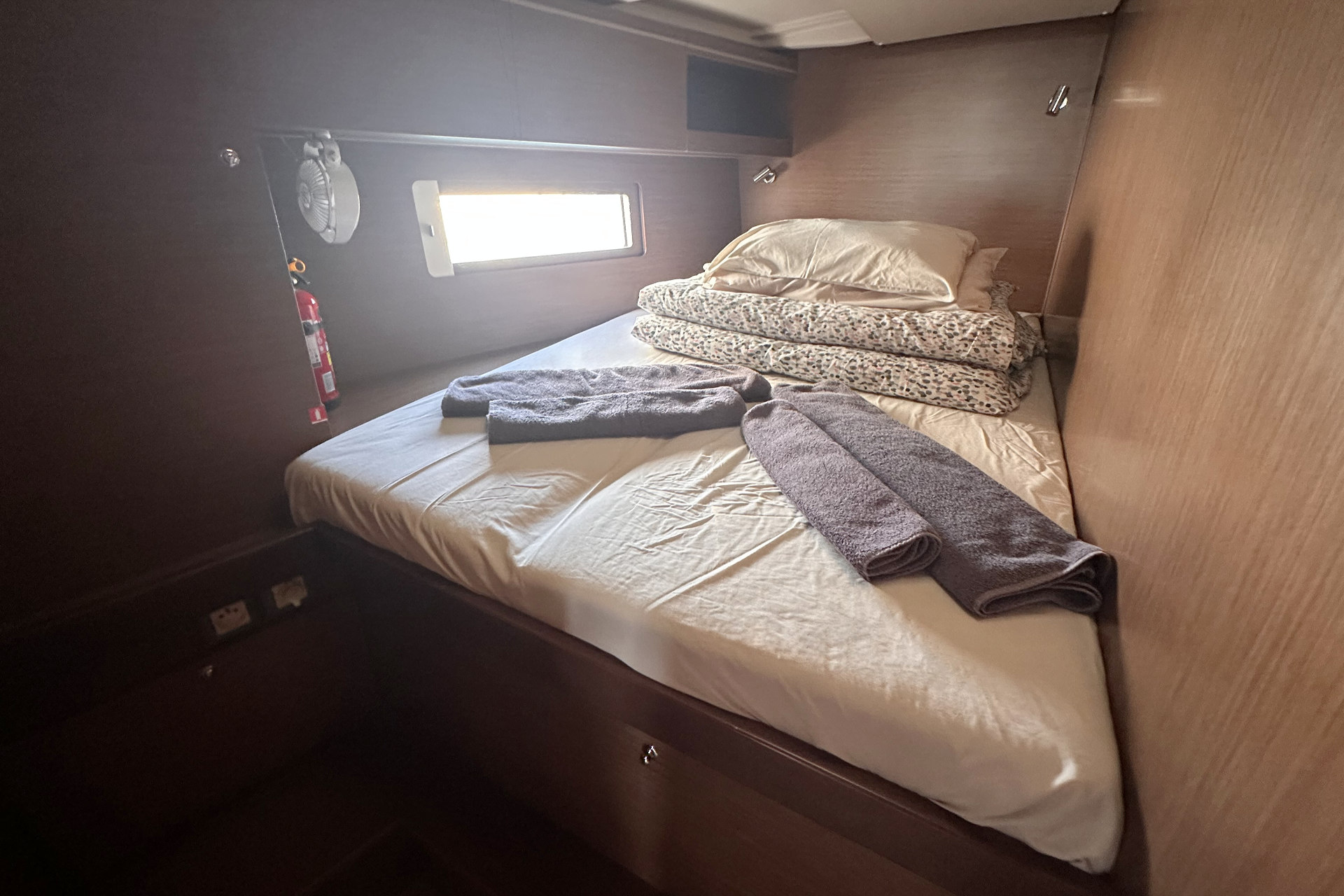 Oceanis 51.1 — photo 14