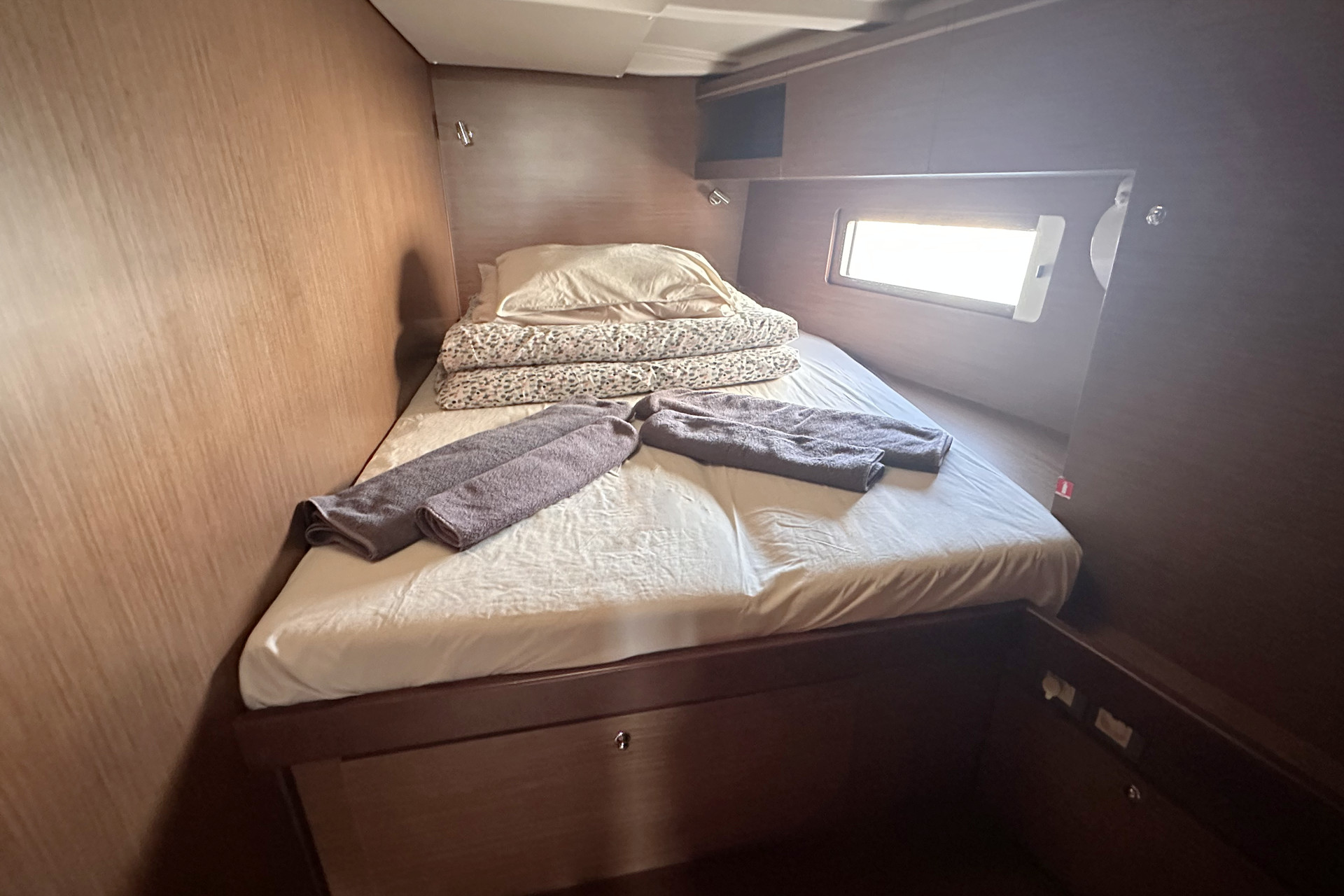 Oceanis 51.1 — photo 15