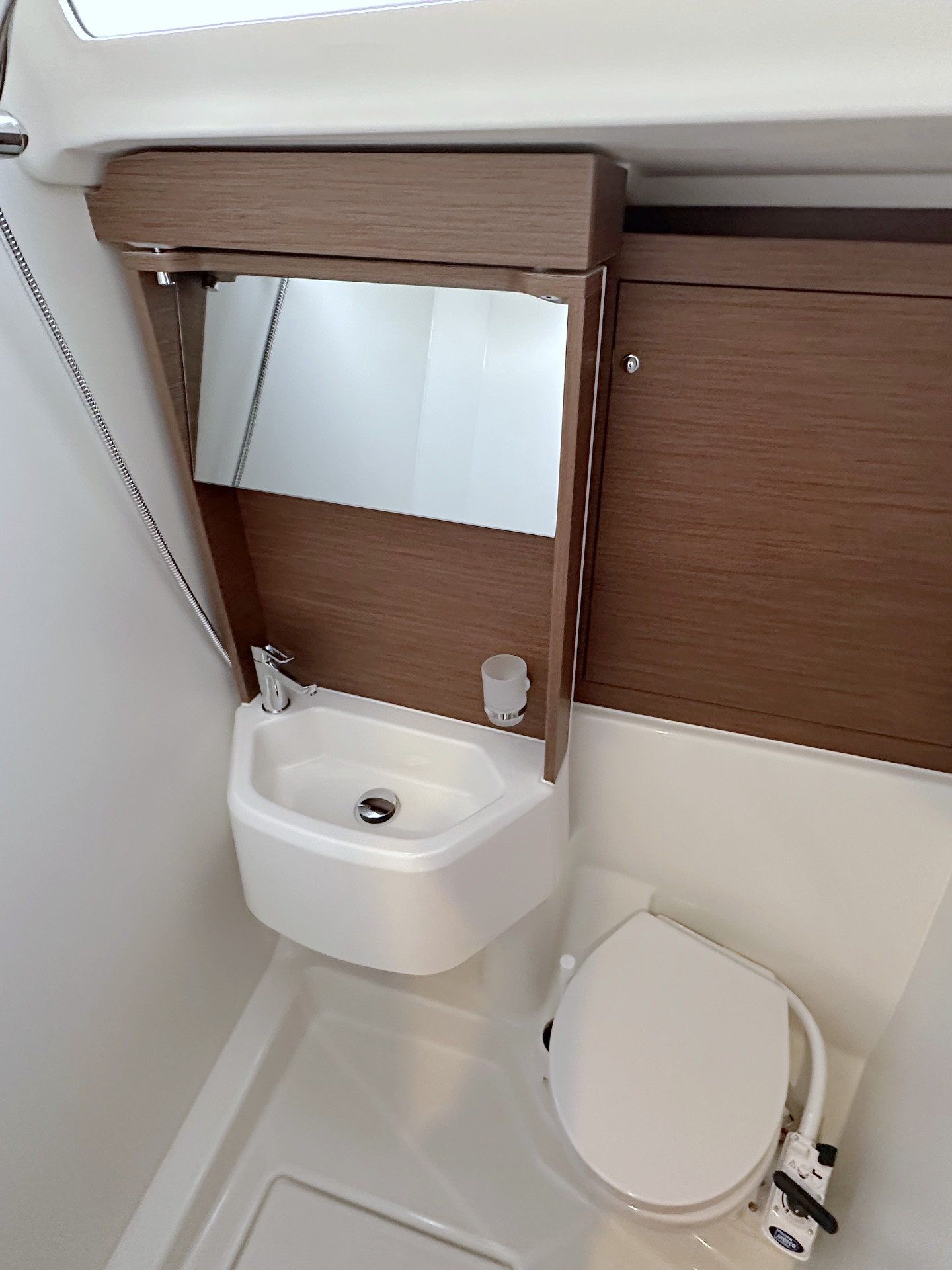 Oceanis 51.1 — photo 19