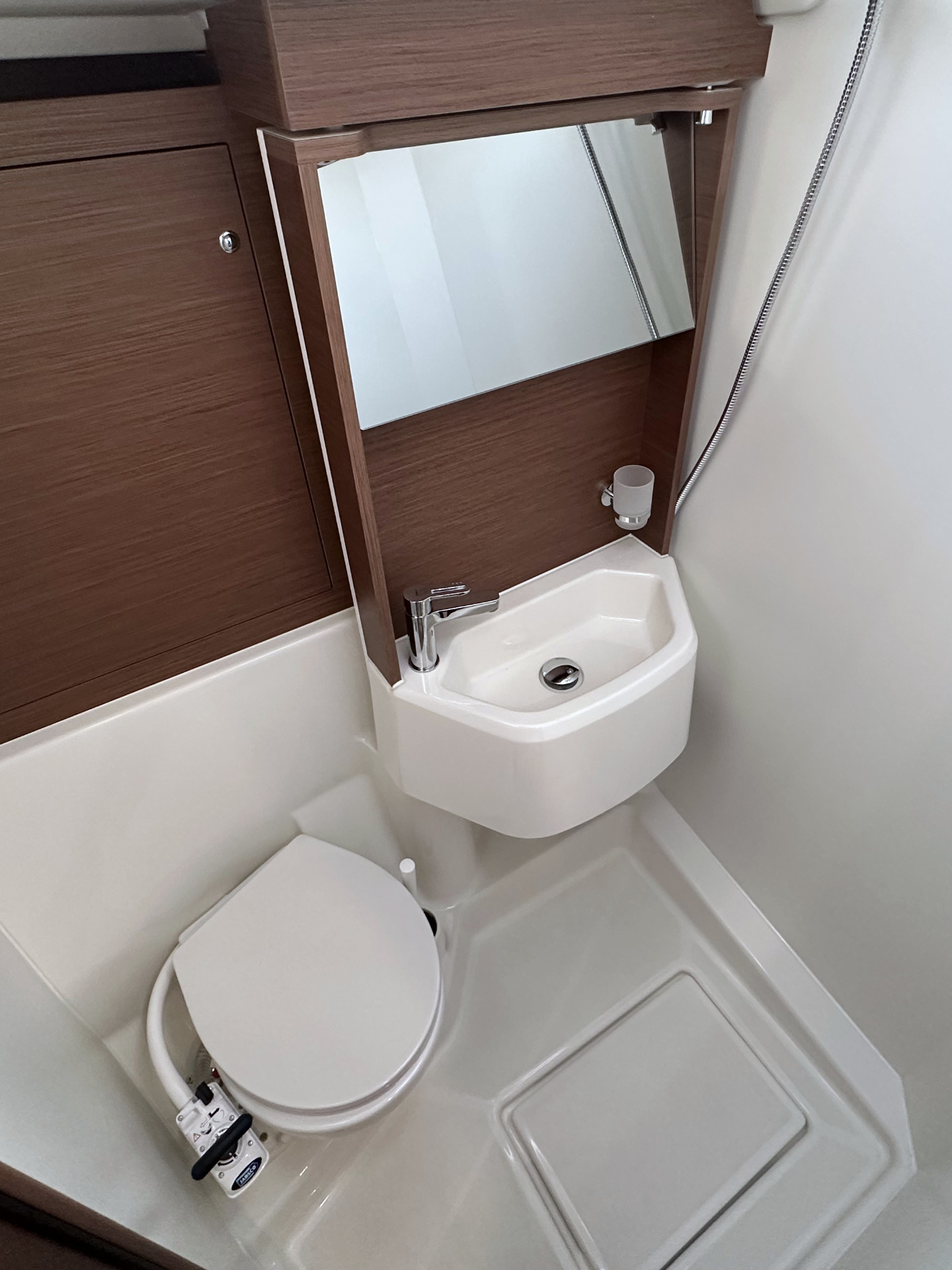Oceanis 51.1 — photo 20