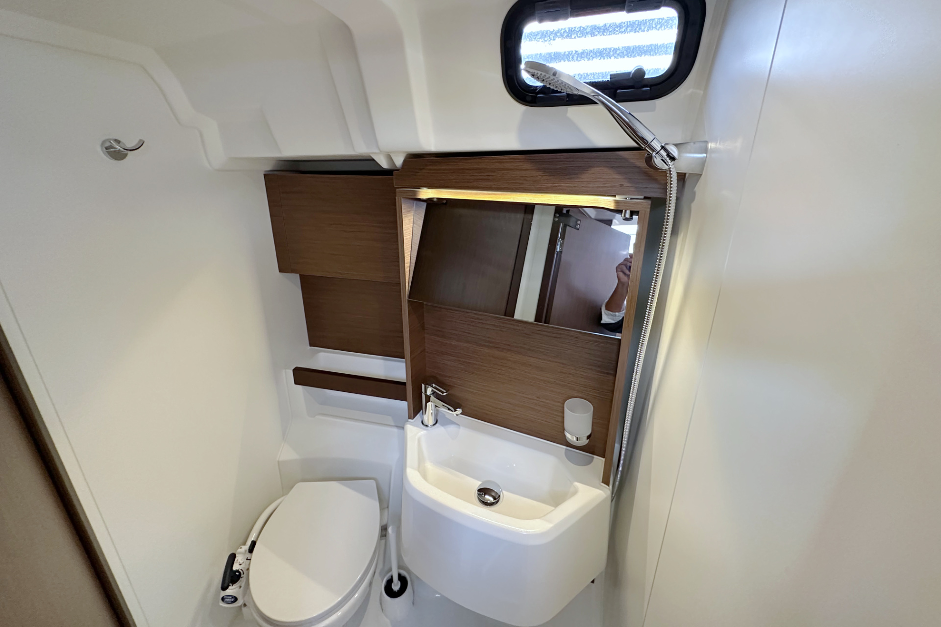 Oceanis 51.1 — photo 21