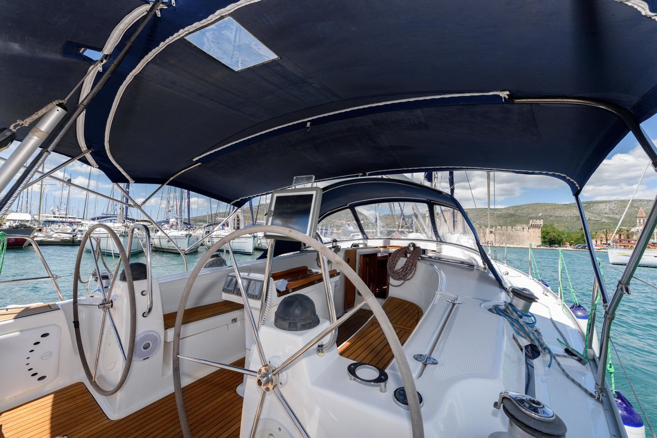 Bavaria 40 Cruiser — photo 4