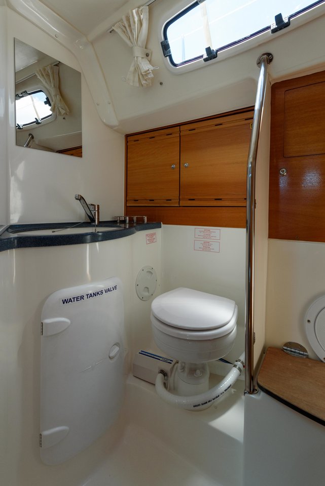 Bavaria 40 Cruiser — photo 17