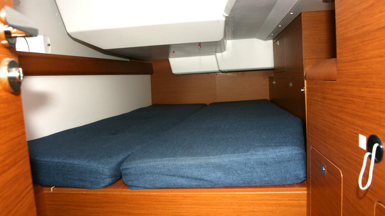 Sun Odyssey 479 - 4 cab. — photo 17