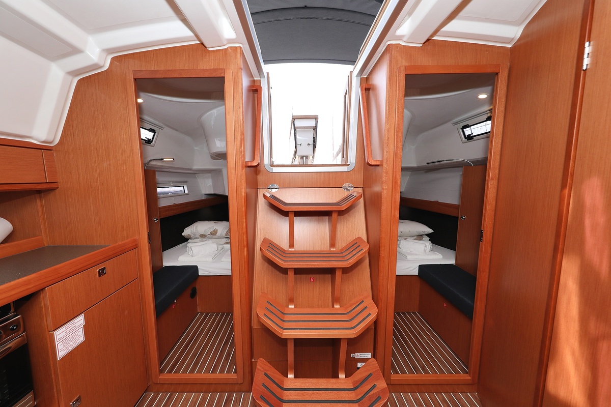 Bavaria Cruiser 37 - 3 cab. — photo 17