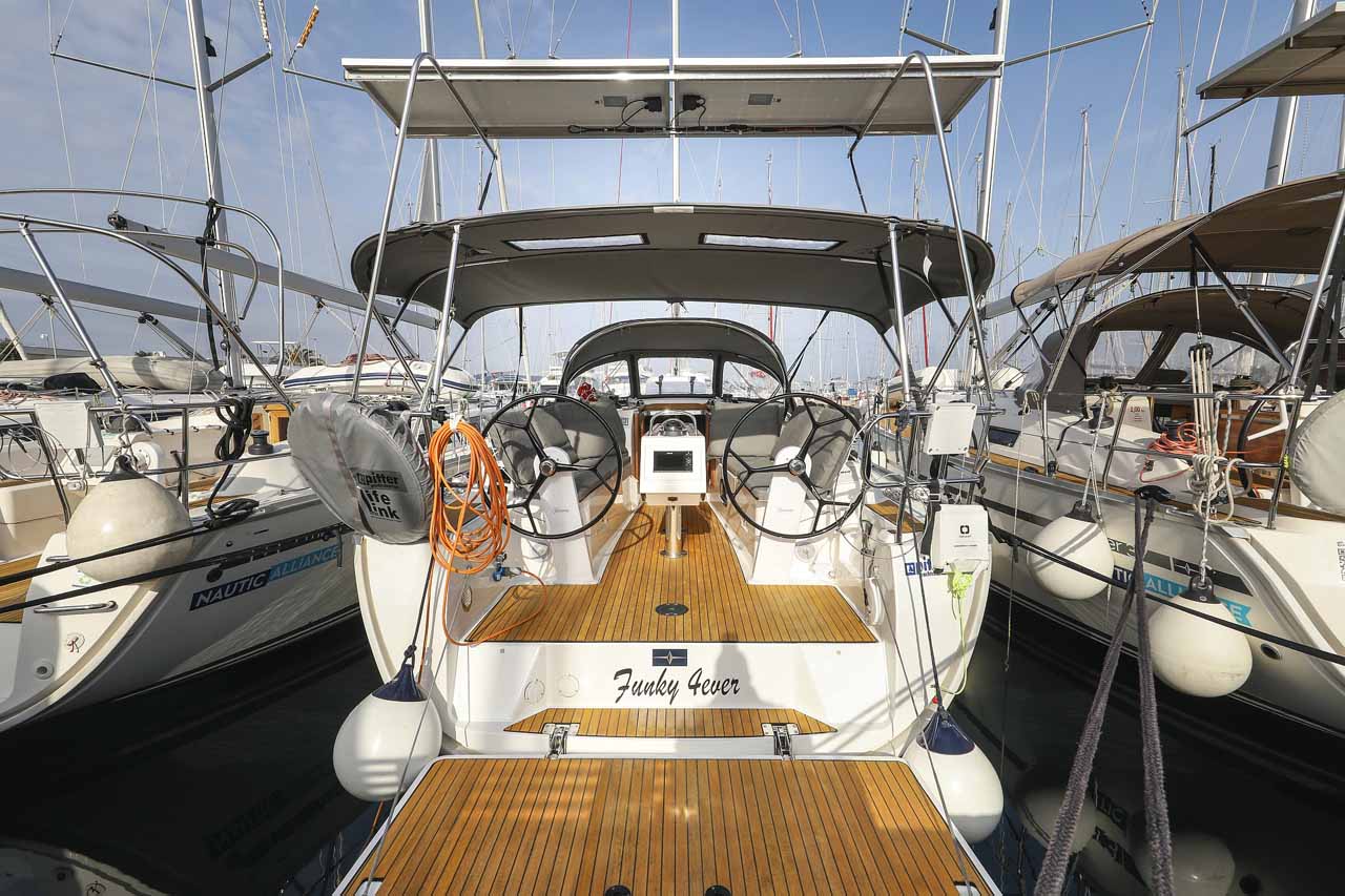 Bavaria Cruiser 34 - 2 cab. — photo 1