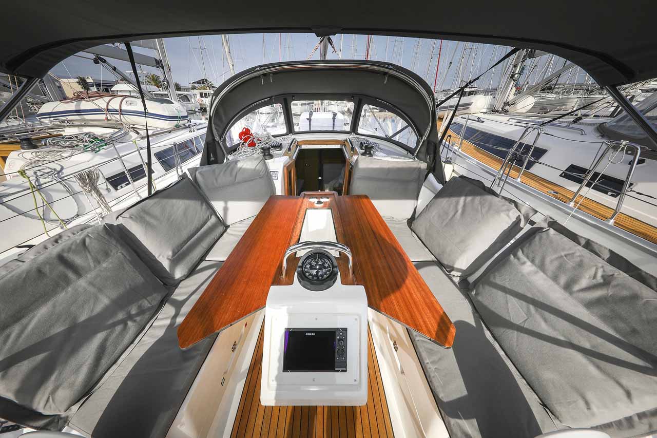 Bavaria Cruiser 34 - 2 cab. — photo 9