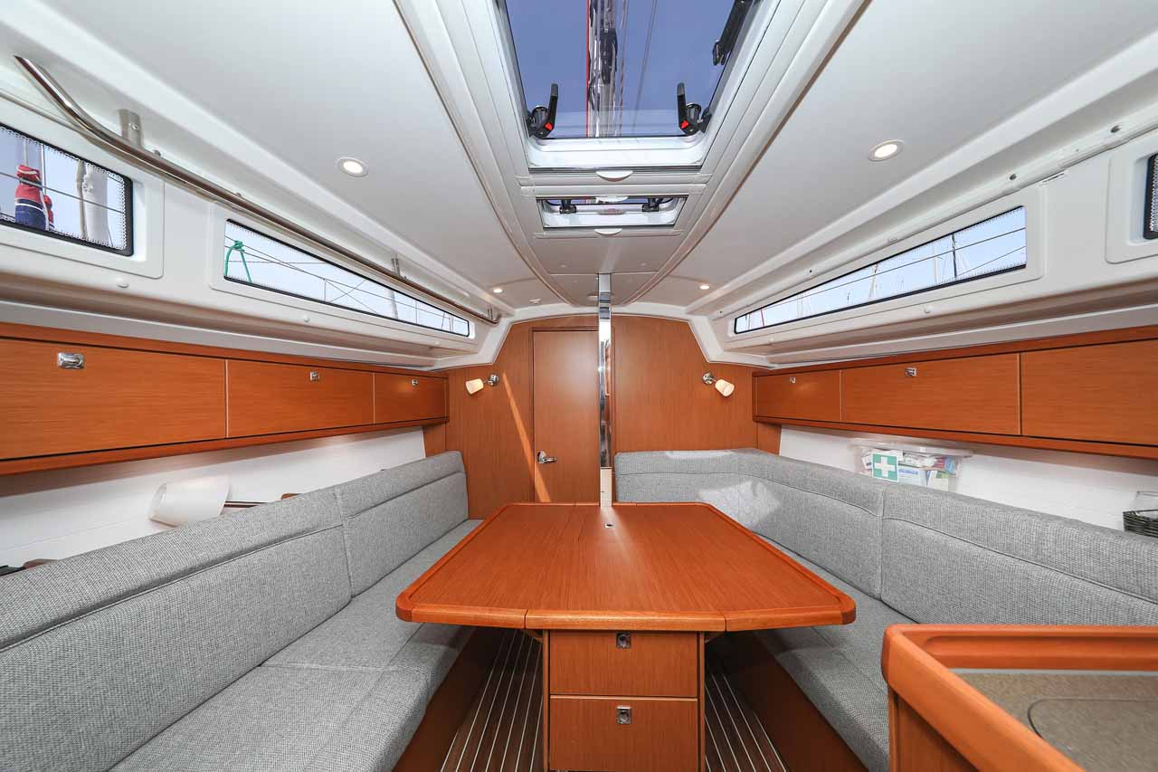 Bavaria Cruiser 34 - 2 cab. — photo 12