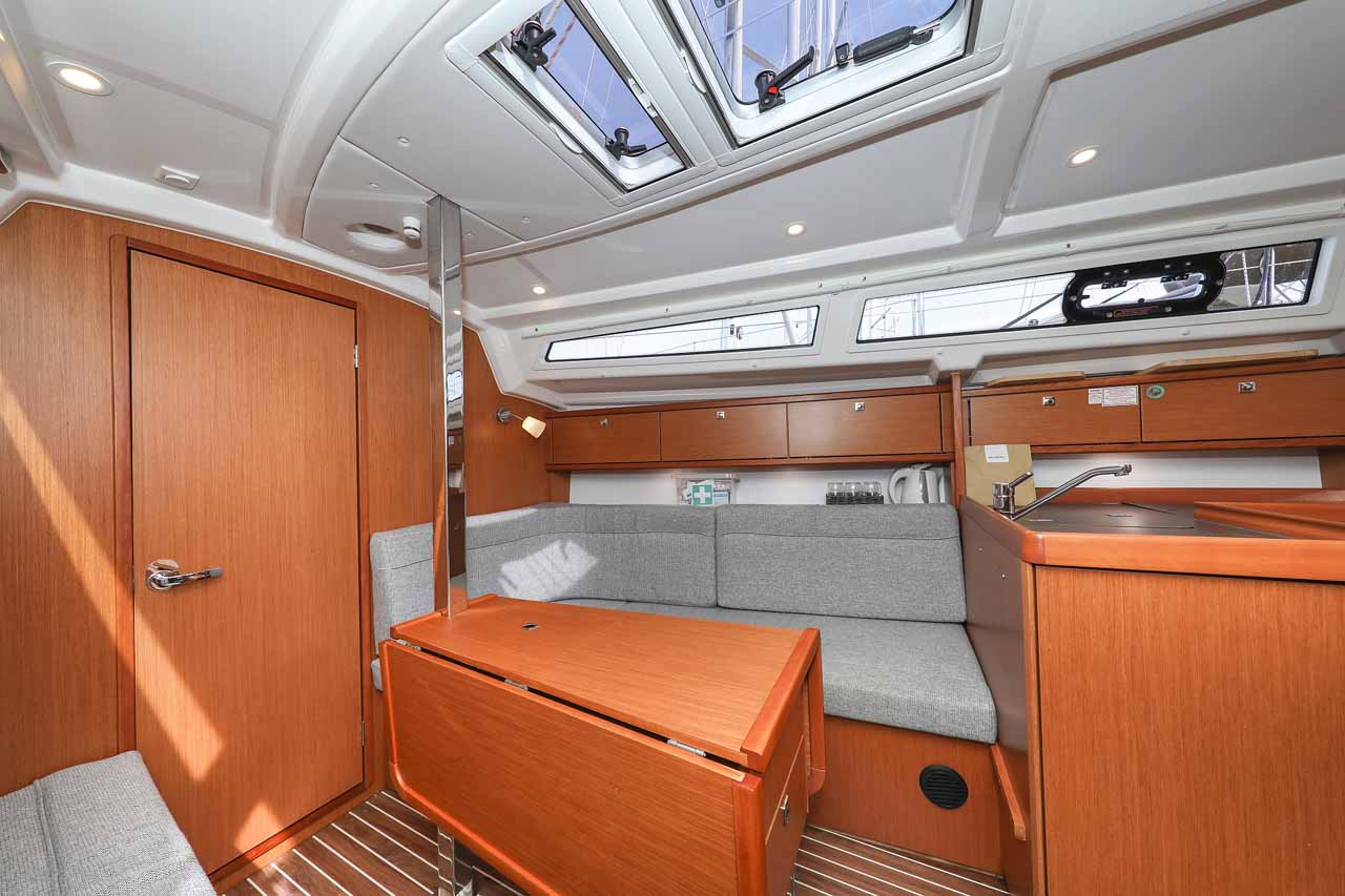 Bavaria Cruiser 34 - 2 cab. — photo 14