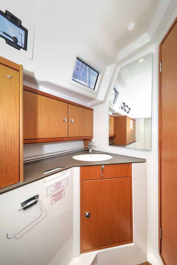 Bavaria Cruiser 34 - 2 cab. — photo 26