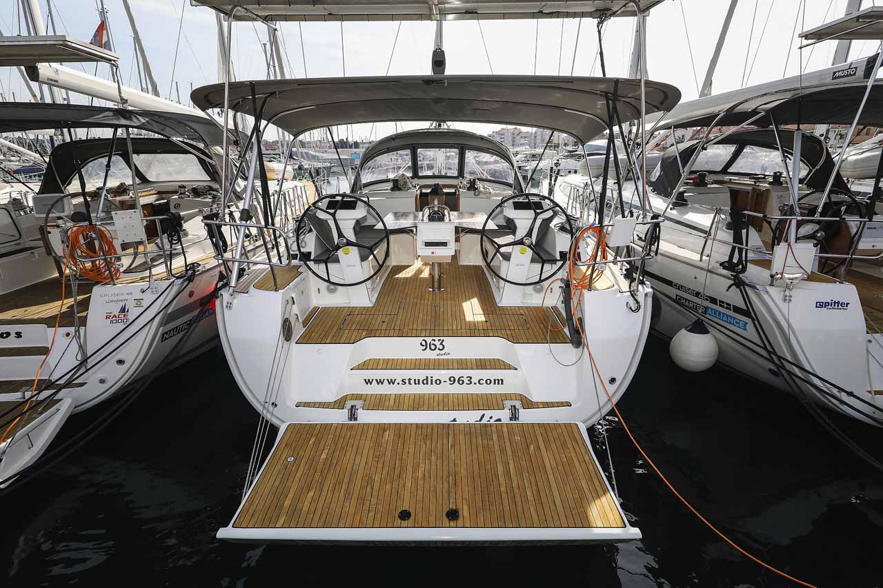Bavaria Cruiser 46 Style - 4 cab. — photo 1