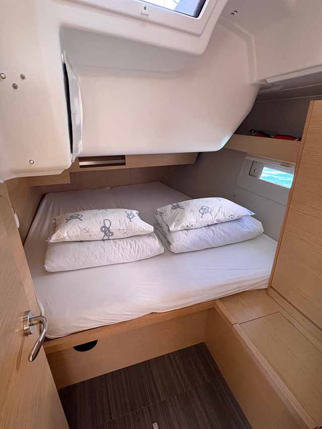Dufour 430 — photo 11