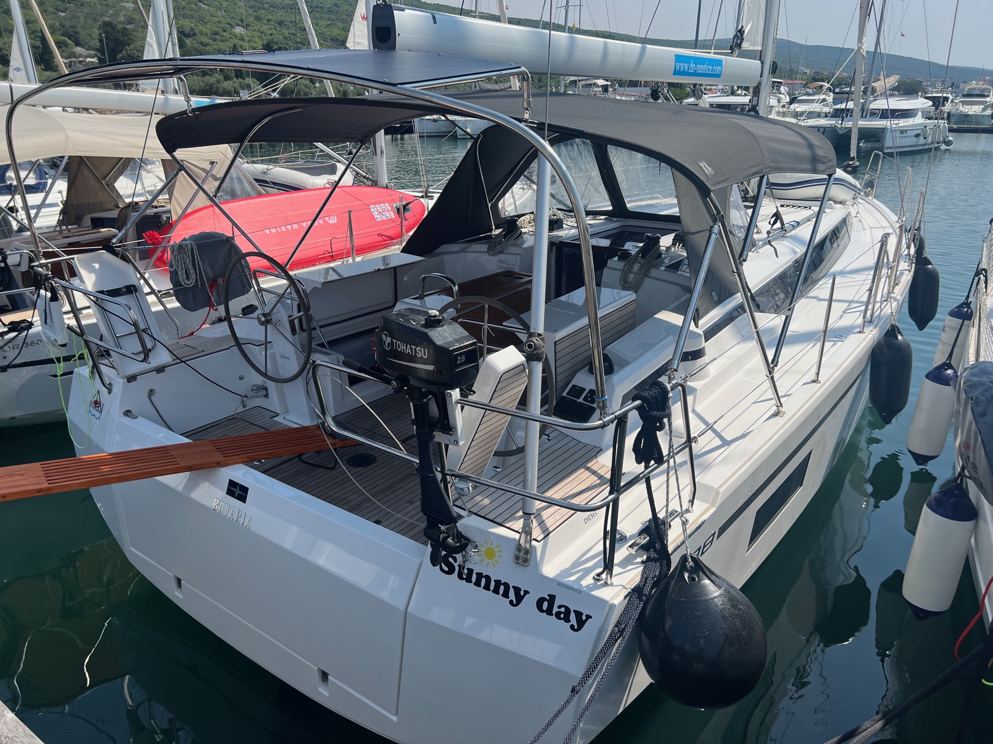 Bavaria C38 — photo 3