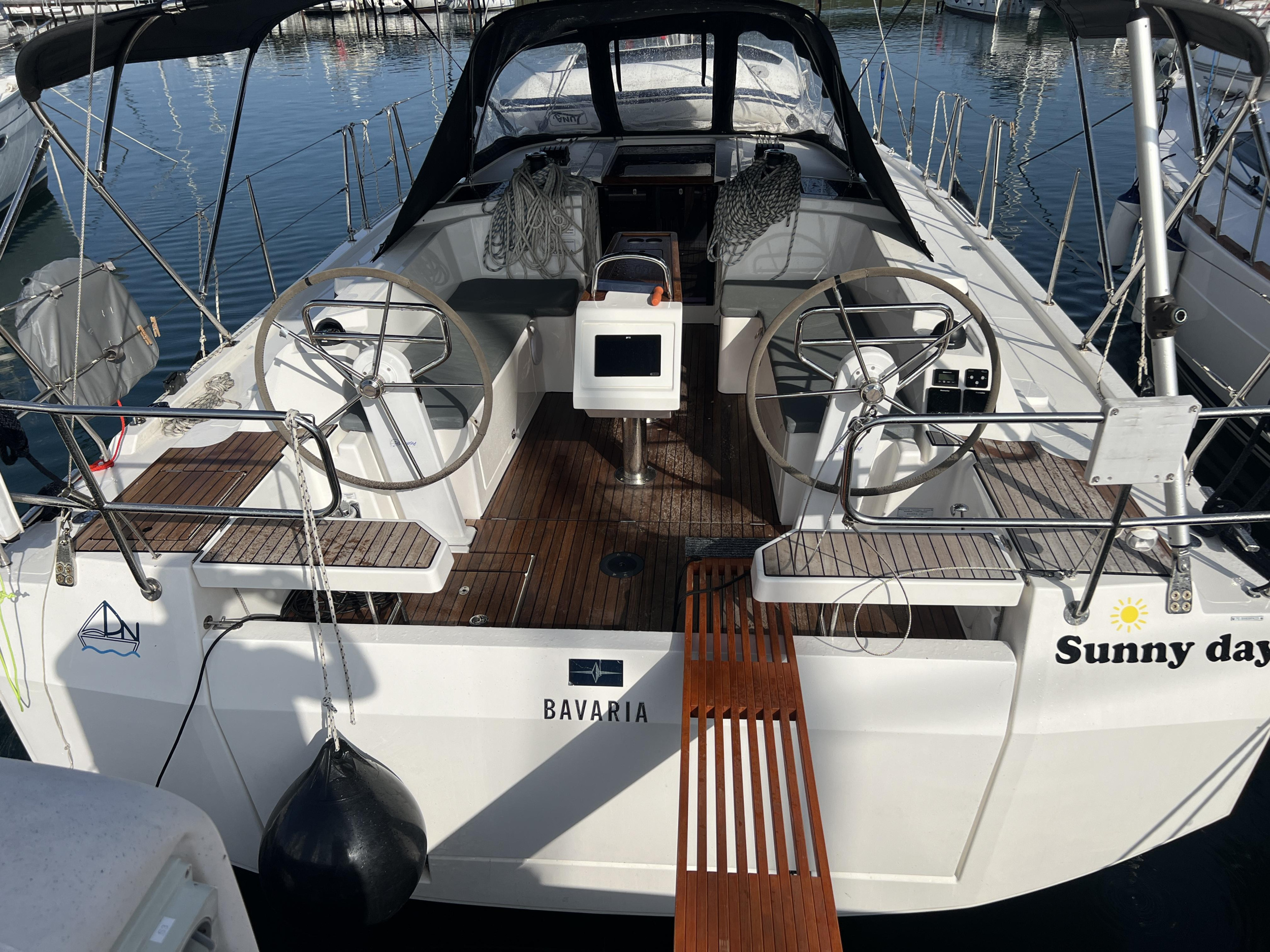 Bavaria C38 — photo 6