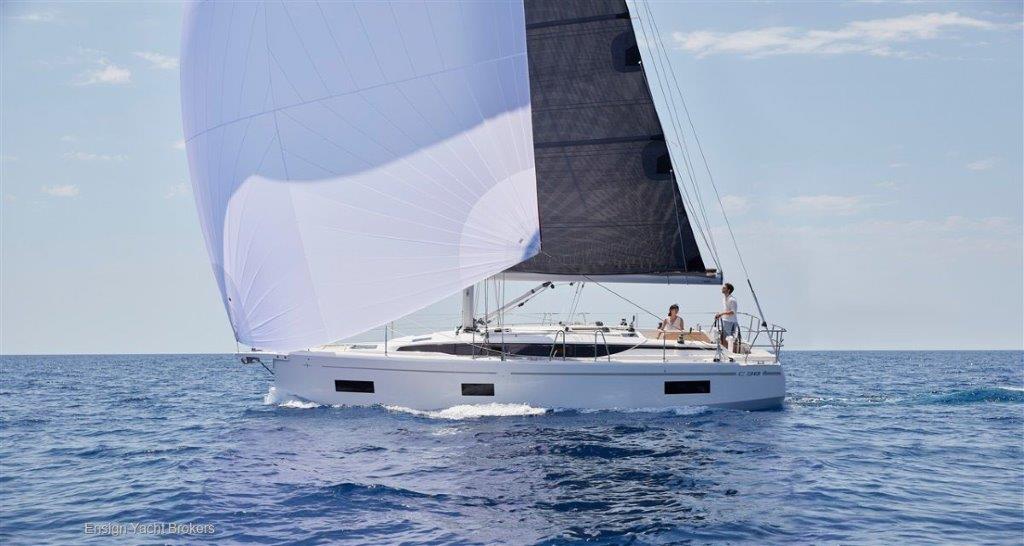 Bavaria C38 — photo 7