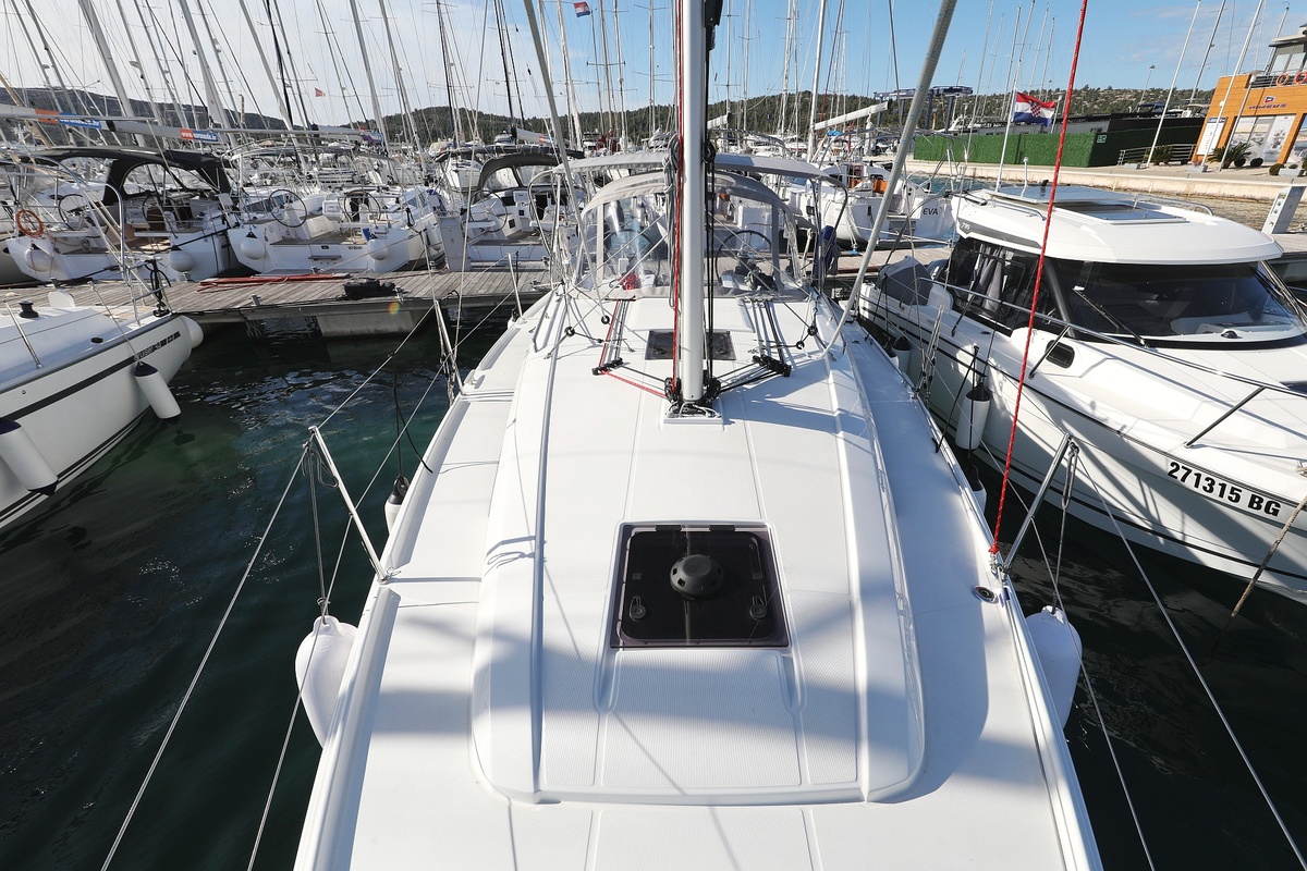 Oceanis 34.1 - 3 cab. — photo 17