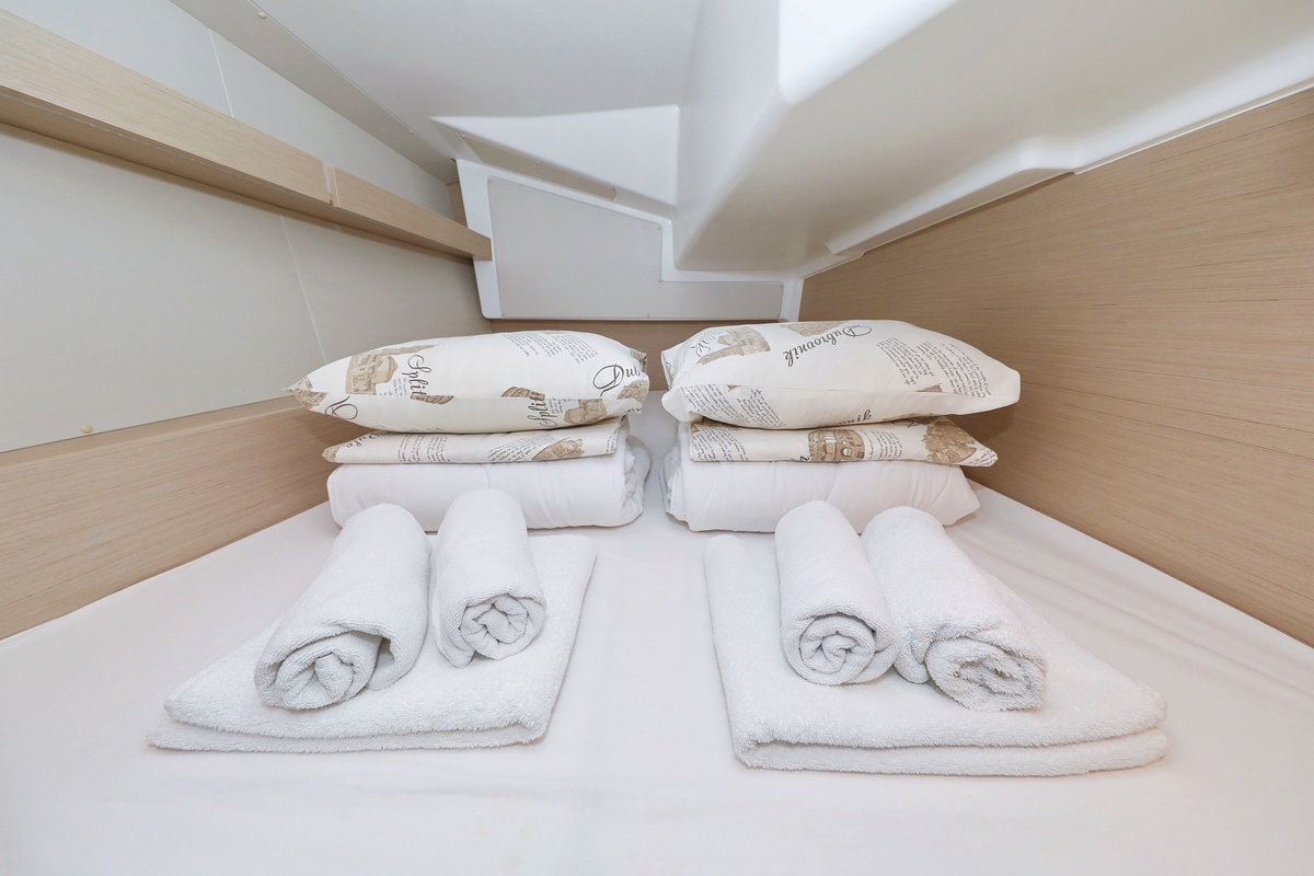 Oceanis 34.1 - 3 cab. — photo 11