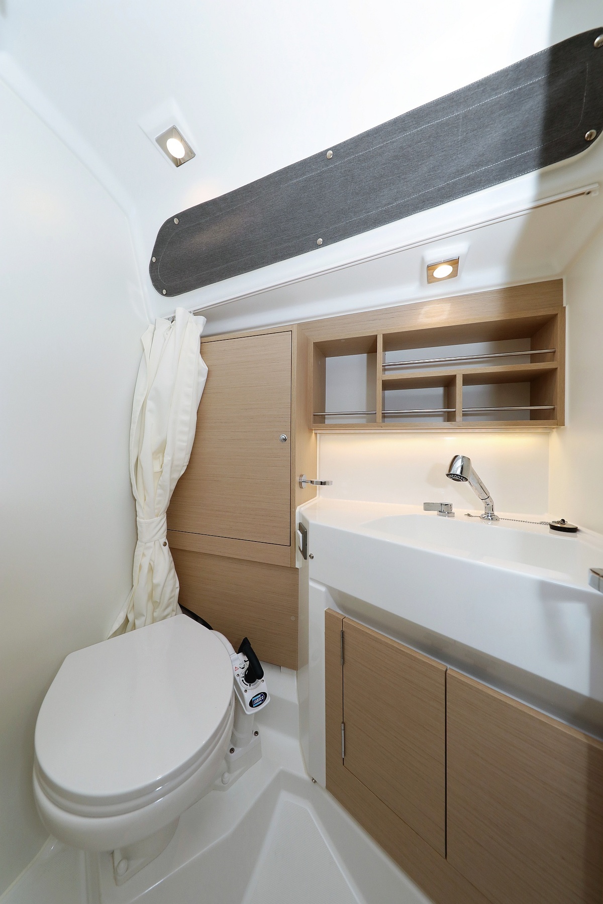 Oceanis 34.1 - 3 cab. — photo 14