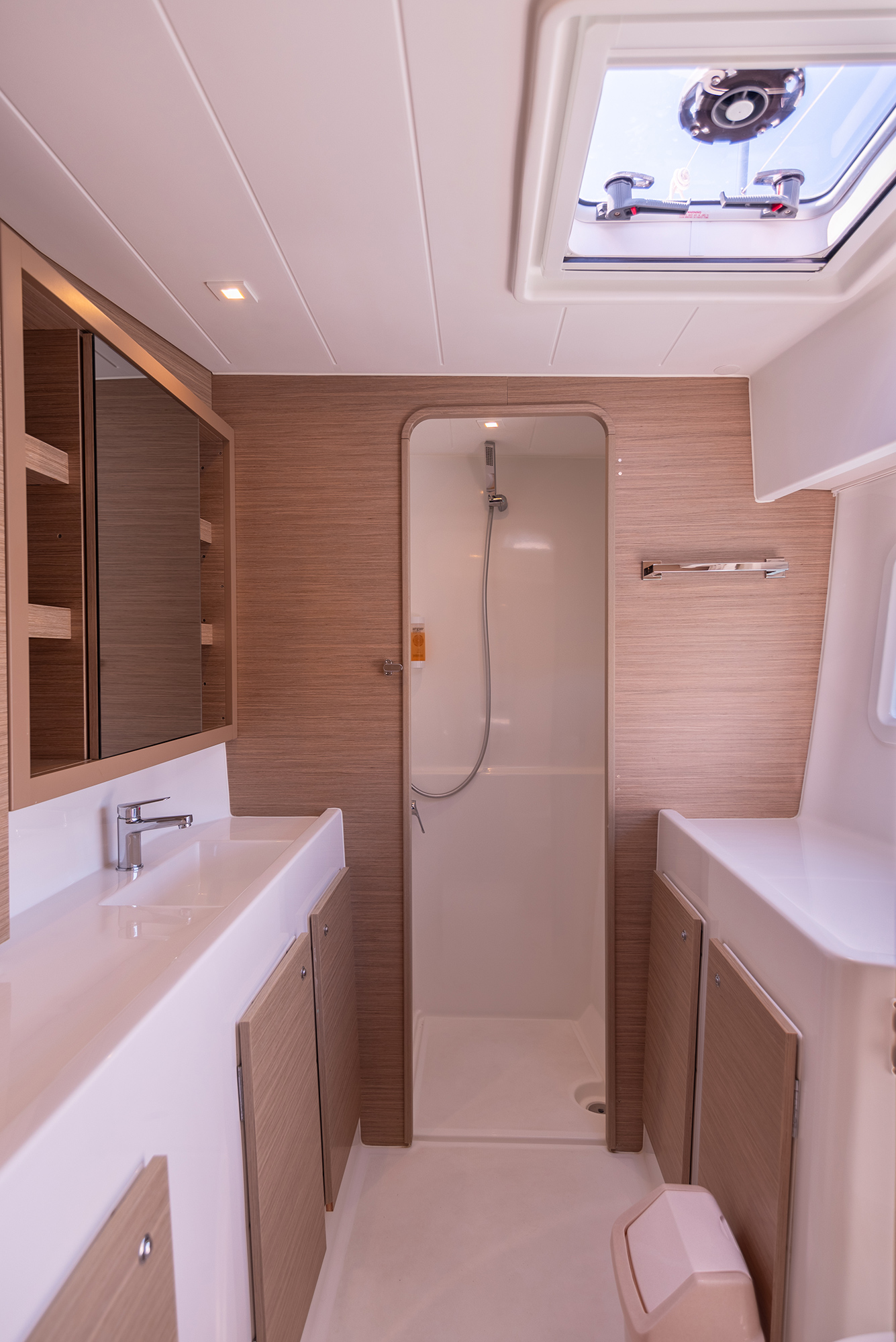 Lagoon 42 OW — photo 11
