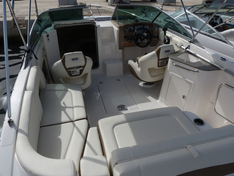 Chaparral 225 SSi Cuddy — photo 7