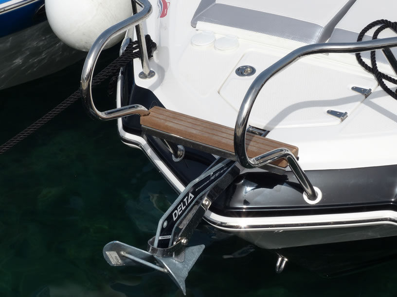 Chaparral 225 SSi Cuddy — photo 11