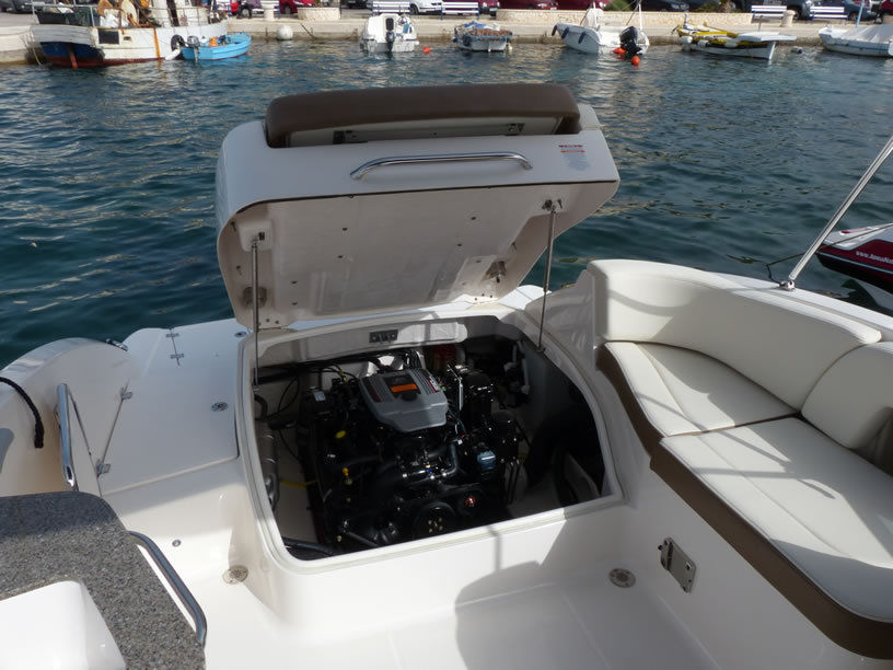 Chaparral 225 SSi Cuddy — photo 19