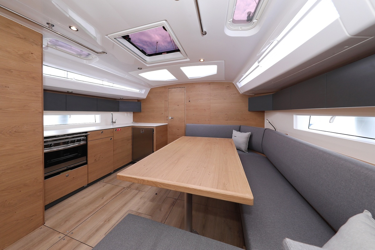 Elan Impression 45 - 3 cab. — photo 10