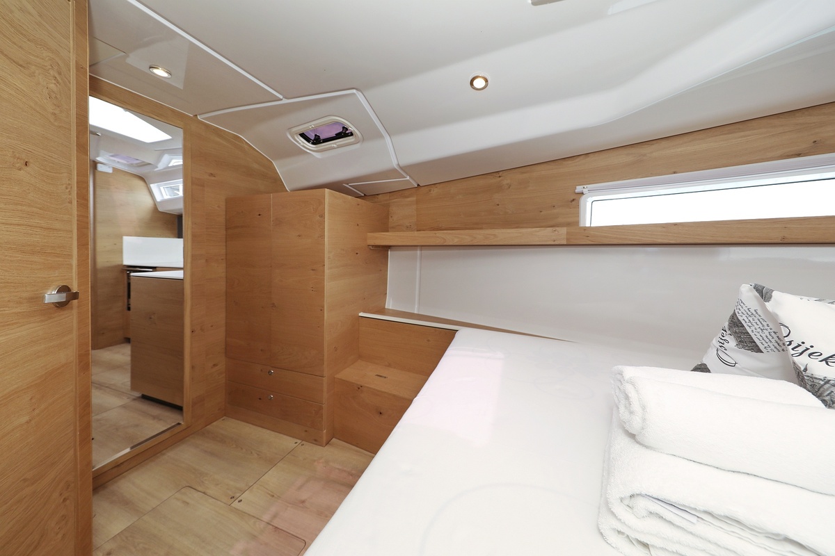 Elan Impression 45 - 3 cab. — photo 18