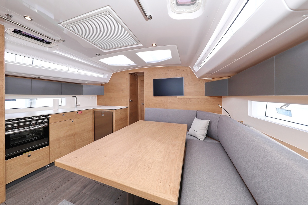 Elan Impression 45 - 4 cab. — photo 13