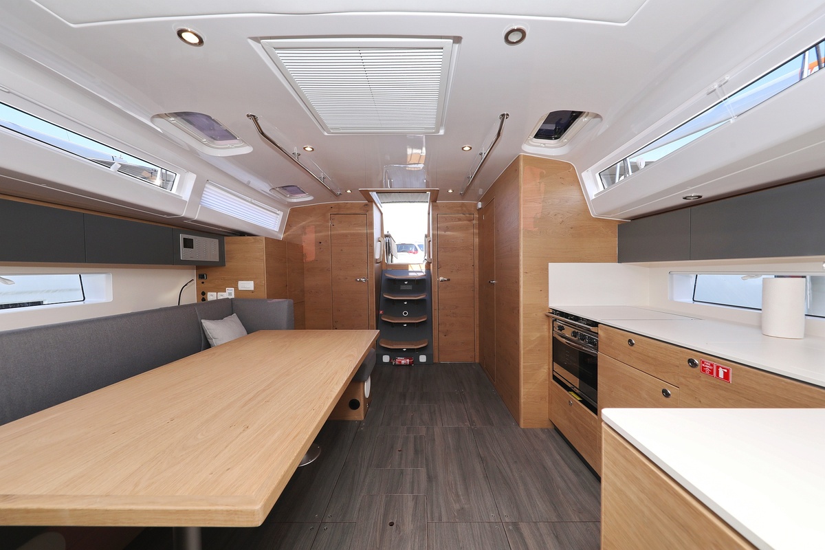Elan Impression 45 - 4 cab. — photo 15
